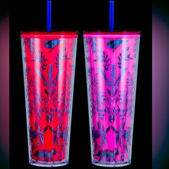NEW Starbucks Pink/Red Color Changing 24 fl oz Holdiay 2022 Tumbler - Picture 2 of 4